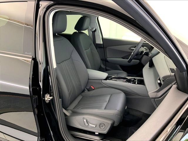 New 2026 Audi Q3 quattro 2.0T AWD/4WD image 11
