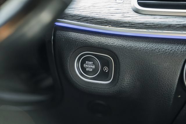 Used 2021 Mercedes-Benz GLS 450 4MATIC image 29