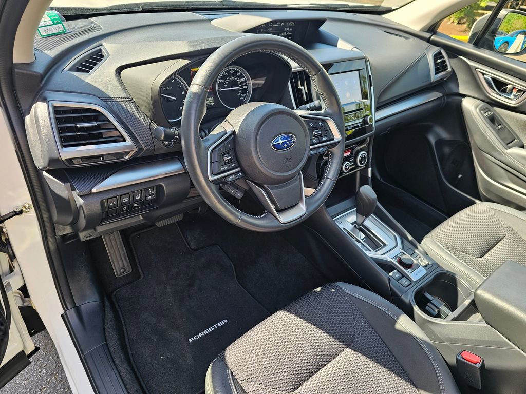 Used 2023 Subaru Forester Premium AWD/4WD image 19
