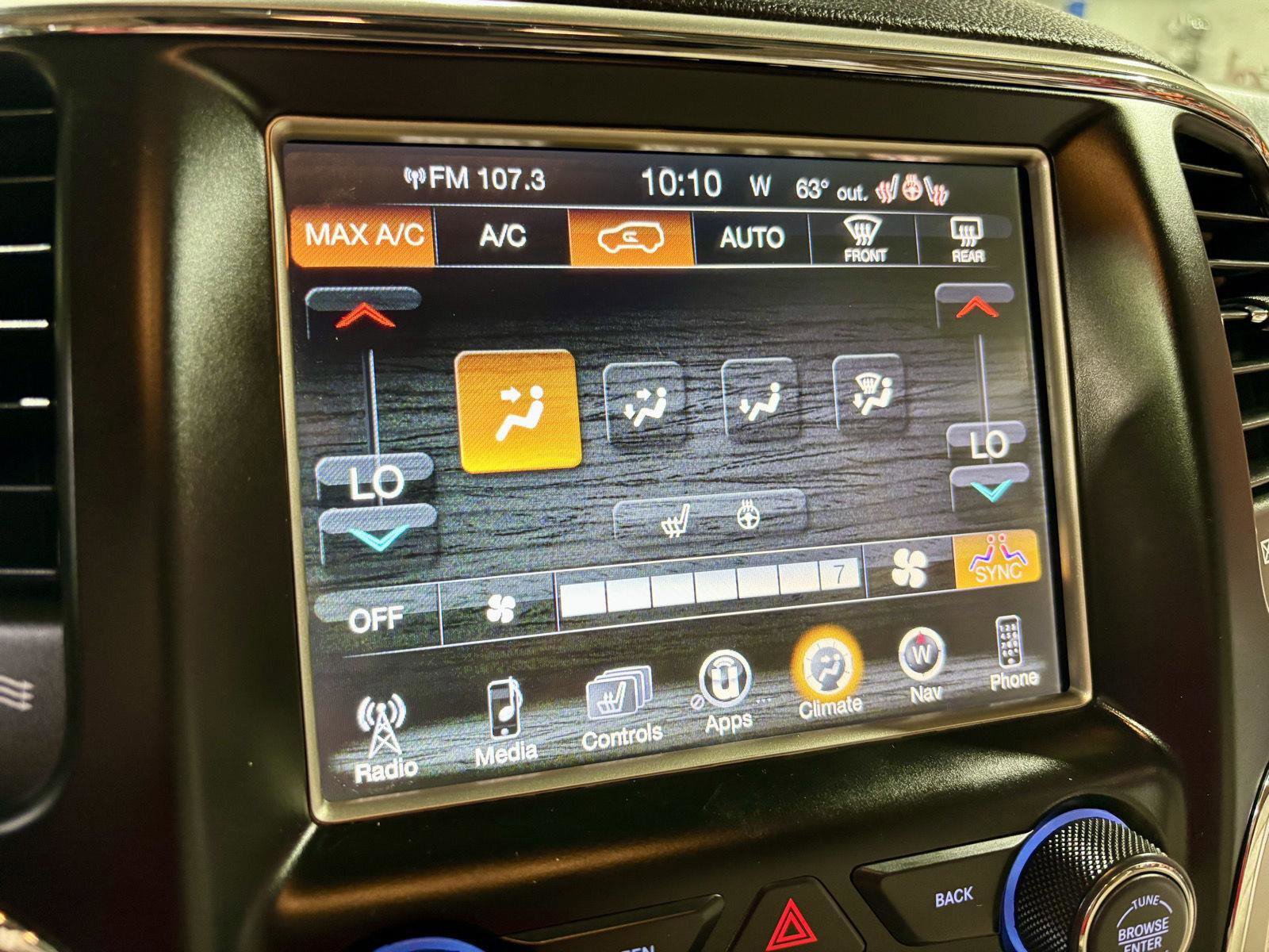 Used 2017 Jeep Grand Cherokee Limited image 33