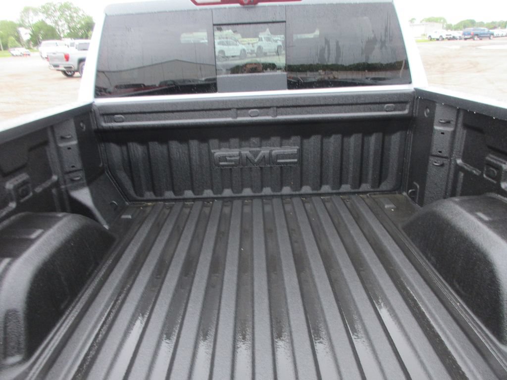 New 2026 GMC Sierra 1500 Denali w/ Denali Reserve Package AWD/4WD image 9