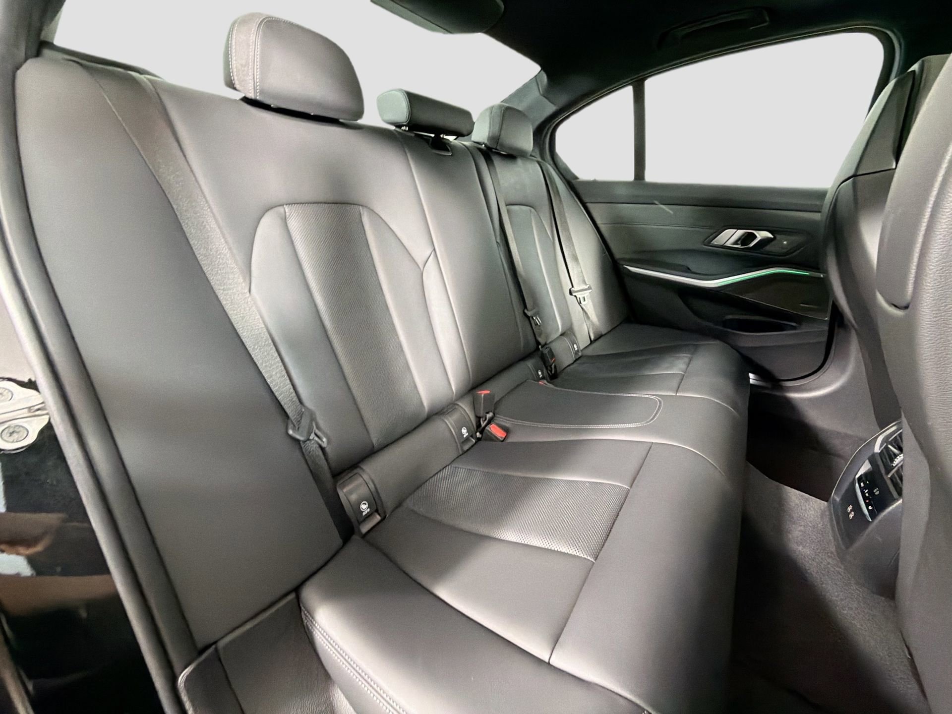 Used 2023 BMW M3 w/ Executive Package image 29