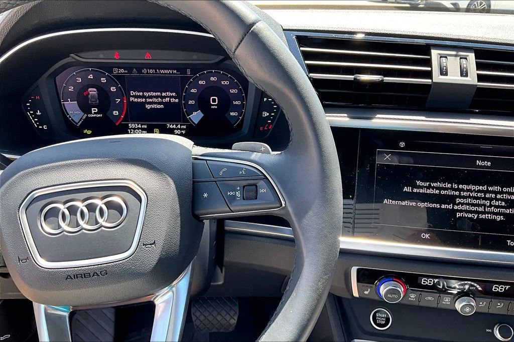 Certified 2025 Audi Q3 2.0T Premium Plus w/ Premium Plus Package AWD/4WD image 25