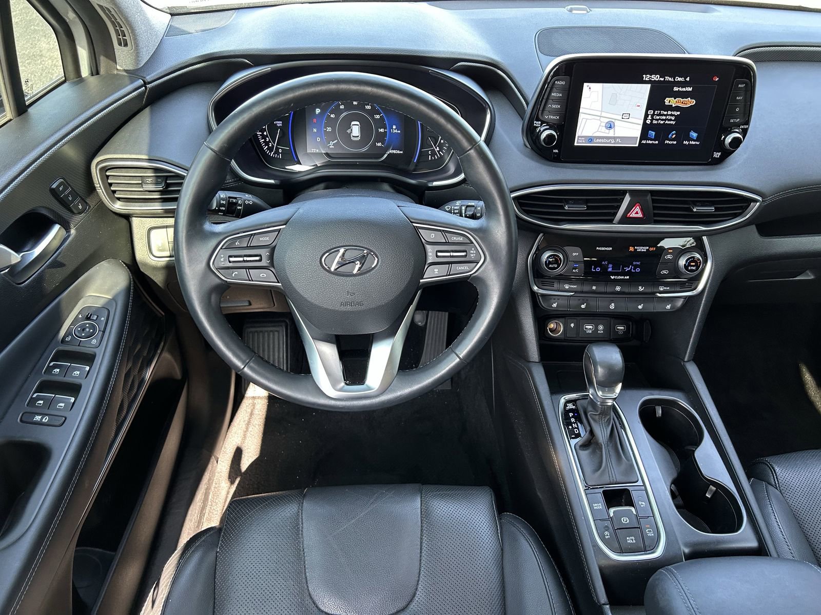 Used 2020 Hyundai Santa Fe Limited image 10