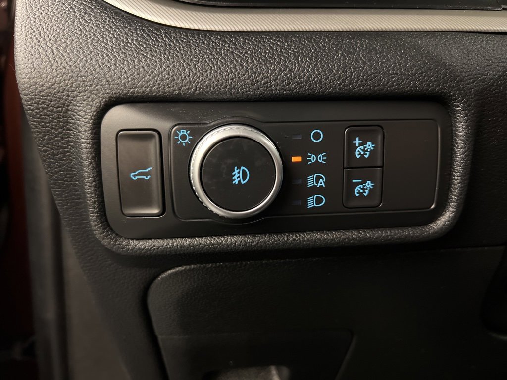 Certified 2020 Ford Explorer XLT w/ Equipment Group 202A image 21