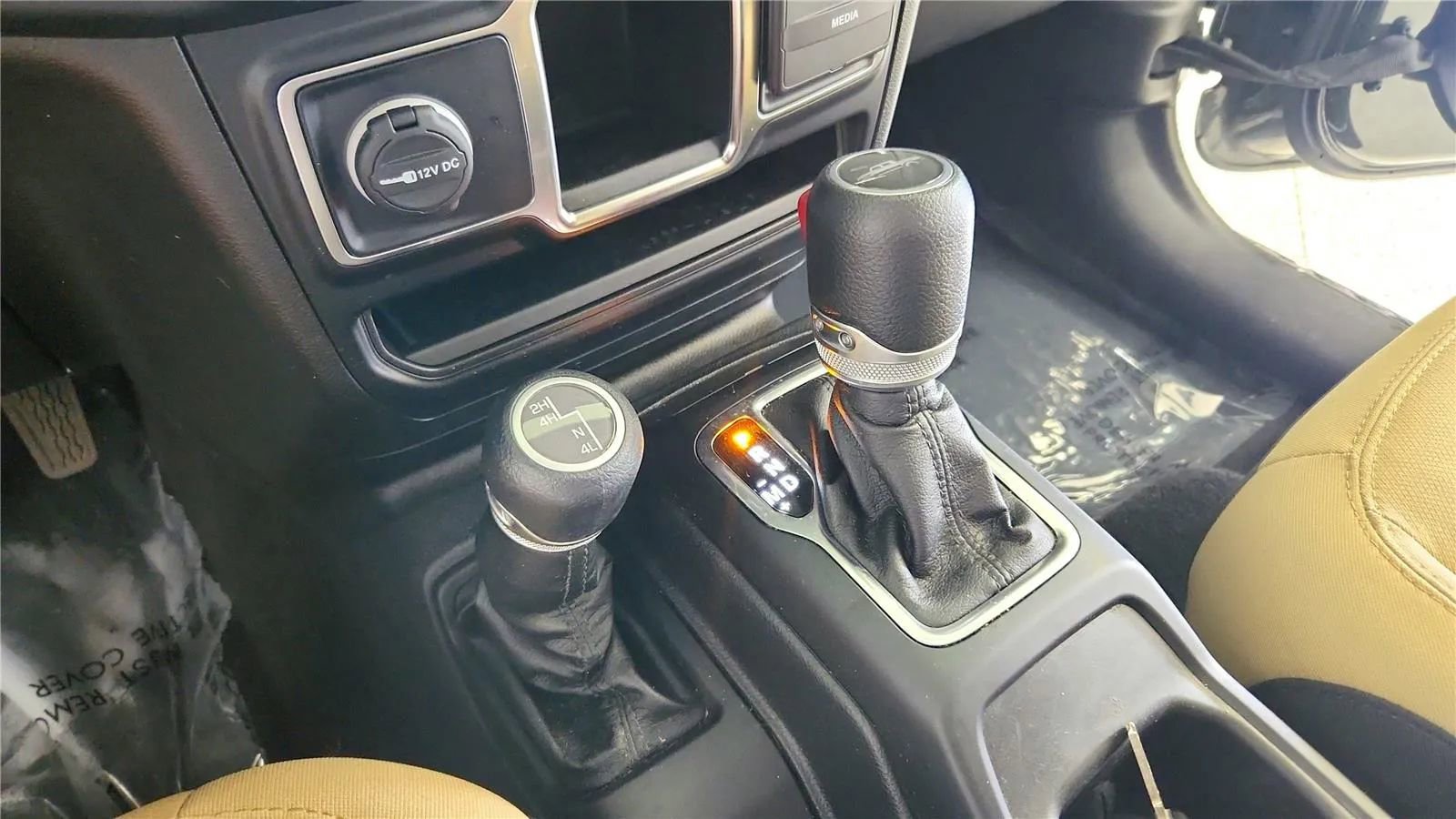 Used 2022 Jeep Gladiator Sport w/ Trailer Tow Package AWD/4WD image 26