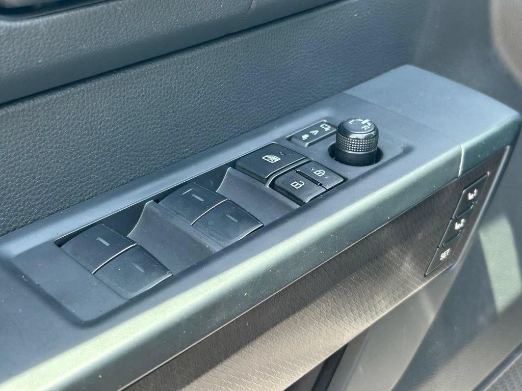 Used 2024 Toyota Sequoia TRD Pro AWD/4WD image 29