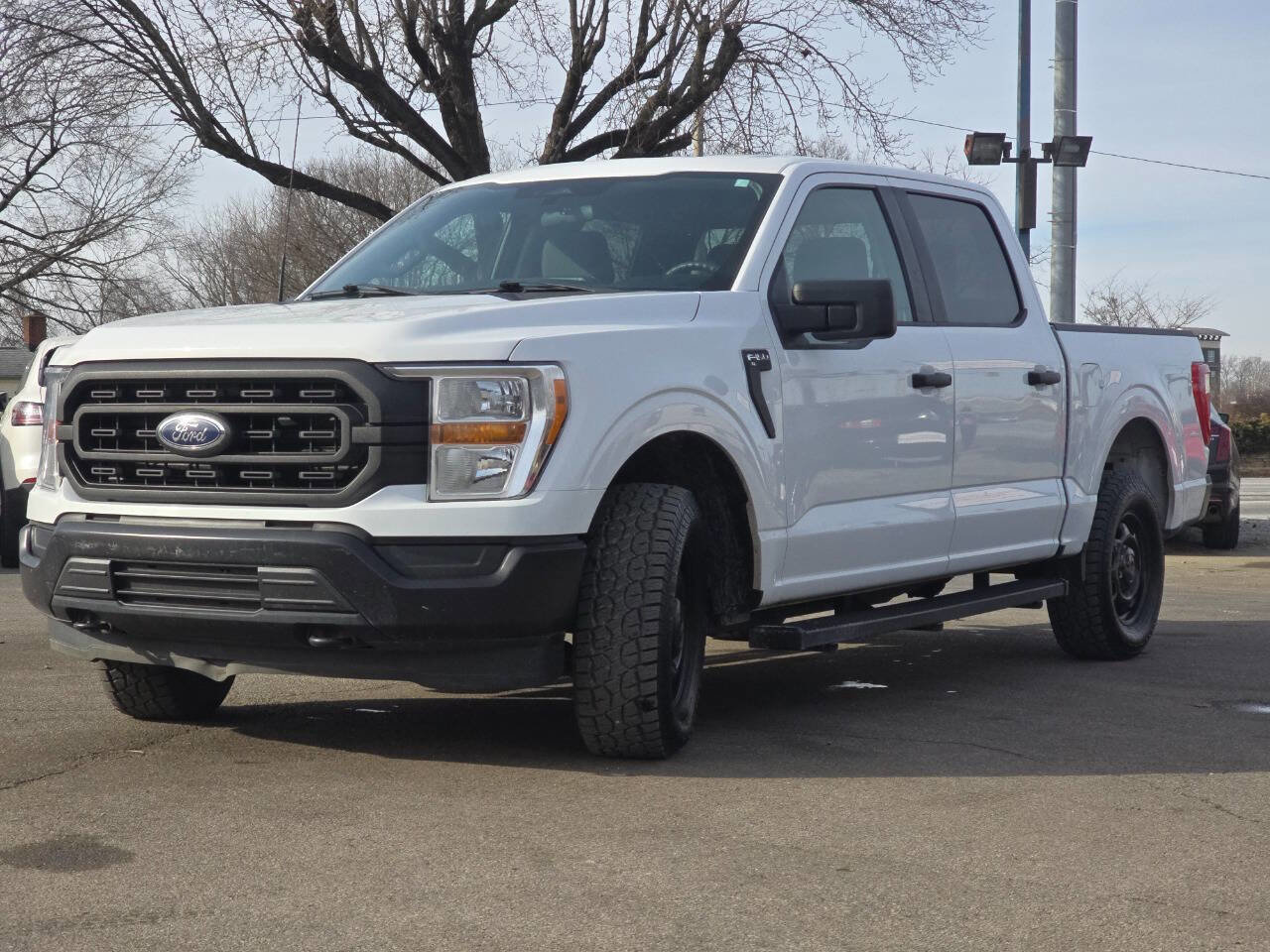 Used 2022 Ford F150 XL w/ Trailer Tow Package image 2