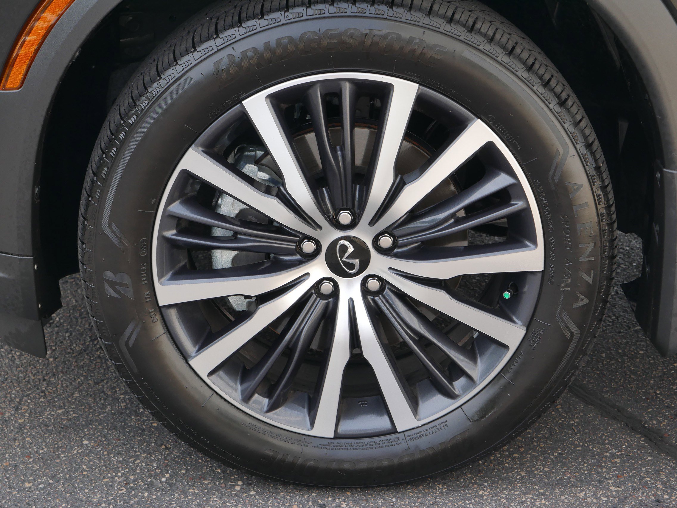 Certified 2025 INFINITI QX60 Autograph w/ Cargo Package image 15