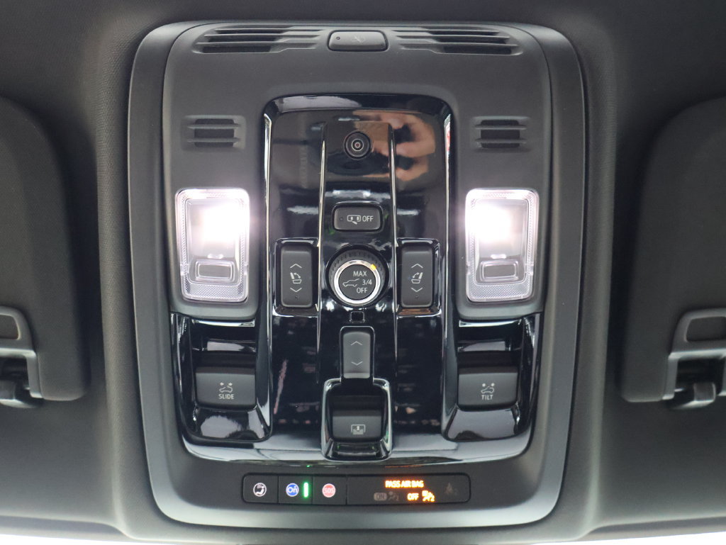 New 2026 GMC Yukon XL Denali Ultimate w/ LPO, Floor Liner Package AWD/4WD image 35