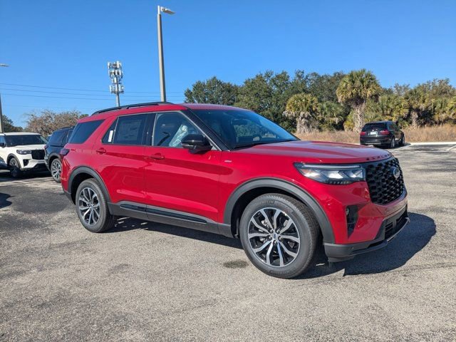New 2026 Ford Explorer ST-Line image 3