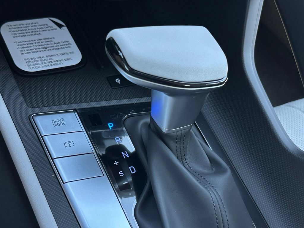 New 2026 Hyundai Elantra SEL Sport FWD image 18