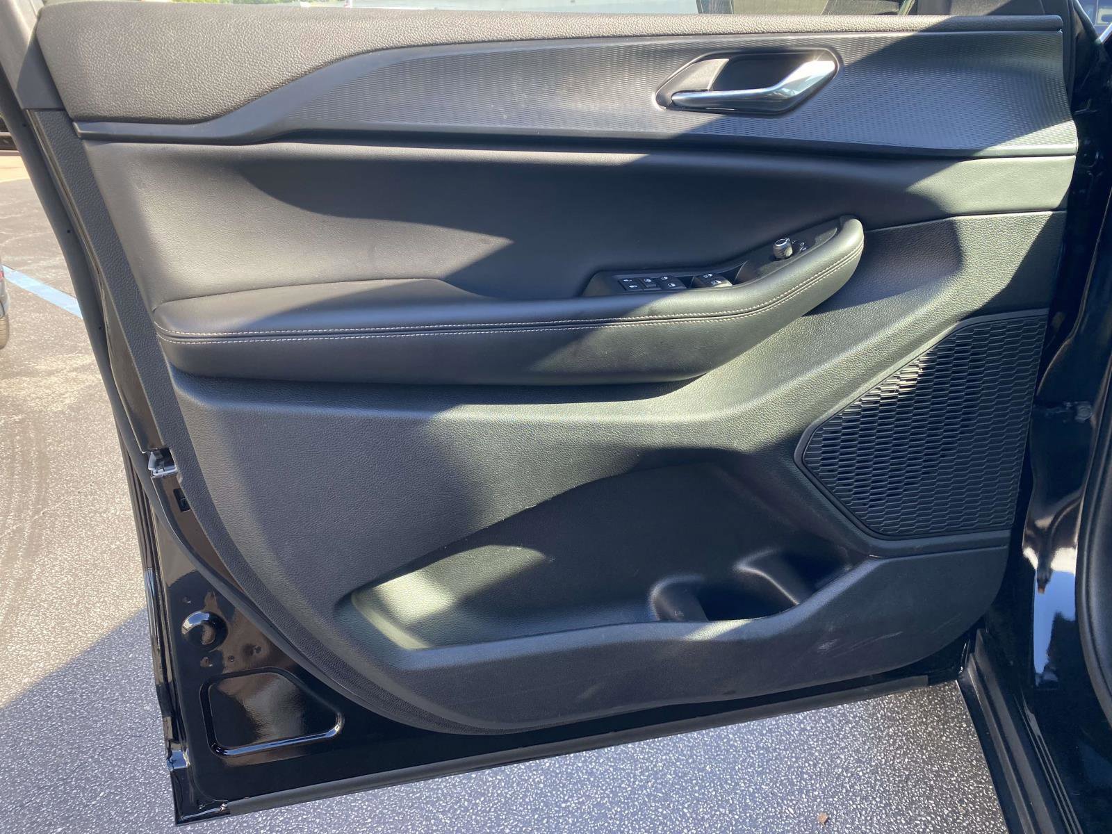 Certified 2024 Jeep Grand Cherokee Altitude image 17