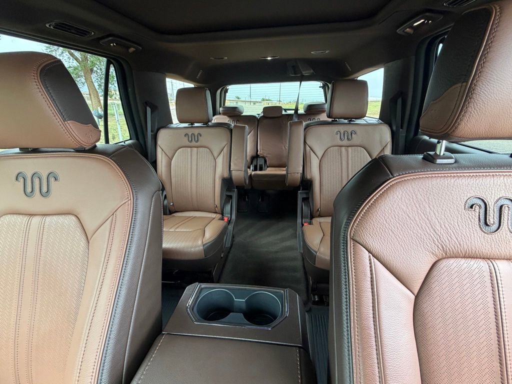 Used 2024 Ford Expedition King Ranch AWD/4WD image 17