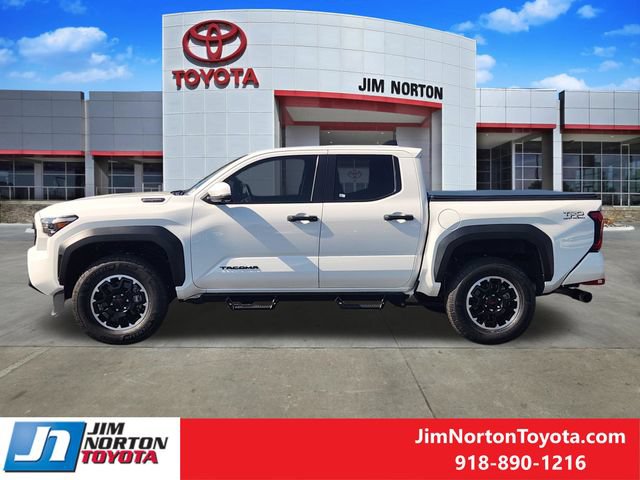 Used 2025 Toyota Tacoma TRD Off-Road w/ TRD Off Road Premium Package AWD/4WD image 5