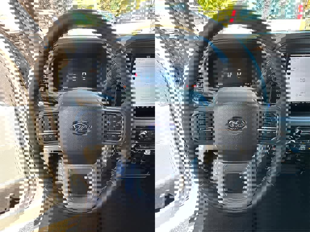 Used 2025 Ford F150 XLT w/ Equipment Group 301A Standard image 21