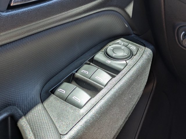 Used 2023 Chevrolet Equinox RS FWD image 26
