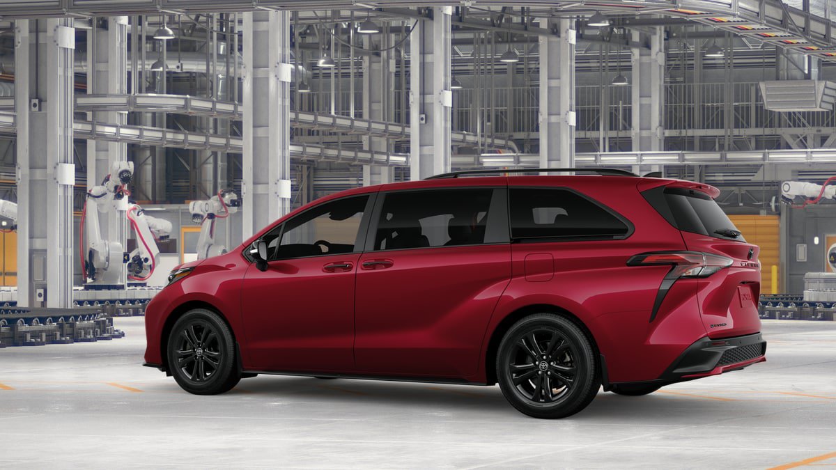 New 2026 Toyota Sienna XSE AWD/4WD image 5