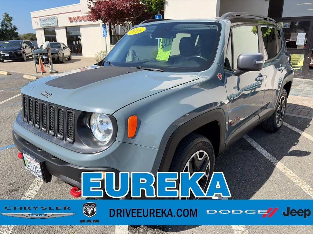 Used 2016 Jeep Renegade Trailhawk w/ Premium Trailhawk Package