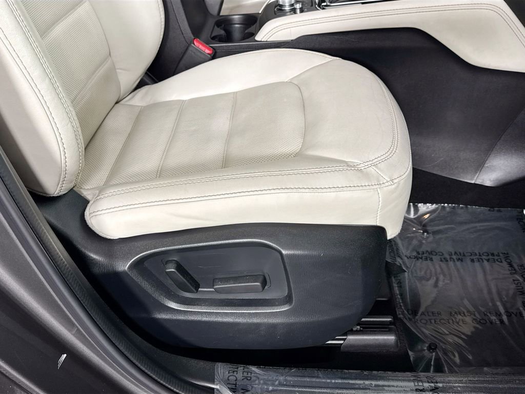 Used 2022 MAZDA CX-5 AWD 2.5 S w/ Premium Package image 37