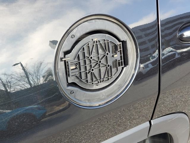 Used 2015 Jeep Cherokee Limited w/ Luxury Group image 37