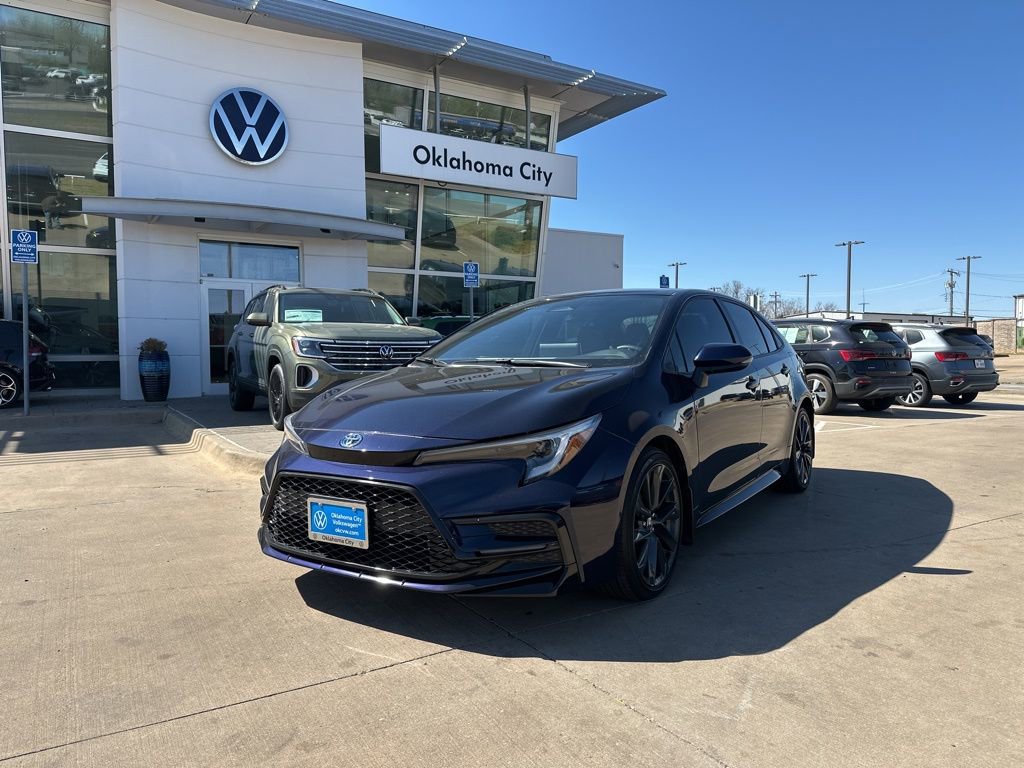 Used 2025 Toyota Corolla SE w/ SE Premium Package