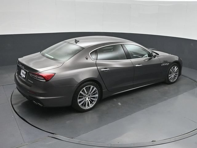 Used 2022 Maserati Quattroporte Modena Q4 AWD/4WD image 32