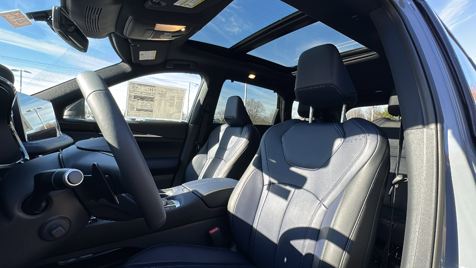 New 2026 INFINITI QX60 Sport w/ Dark Cargo Package image 8