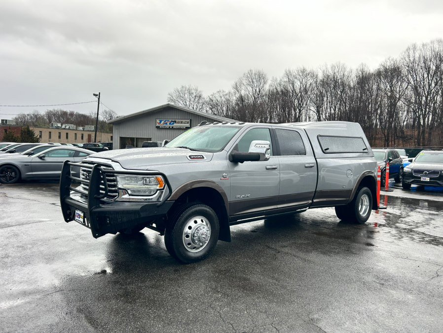 Used 2023 RAM 3500 Limited image 2