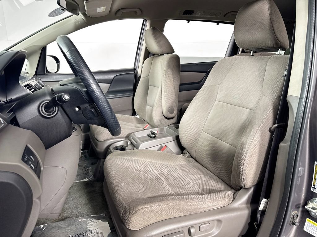 Used 2016 Honda Odyssey SE image 21