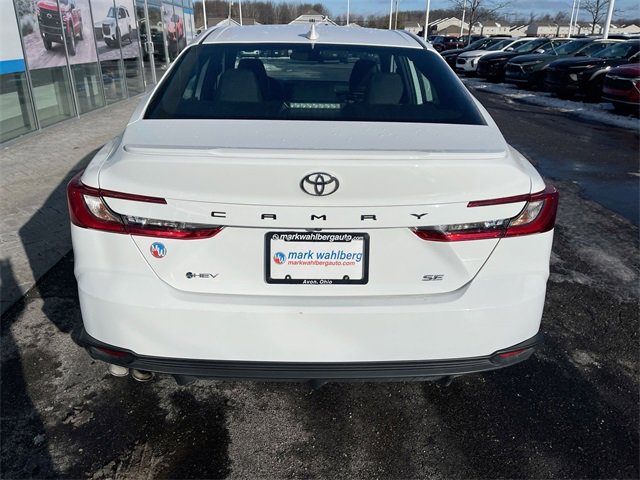 Used 2025 Toyota Camry SE image 30