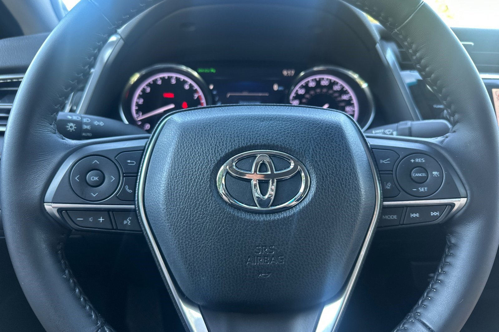 Used 2019 Toyota Camry XLE w/ Driver Assist Package FWD image 28