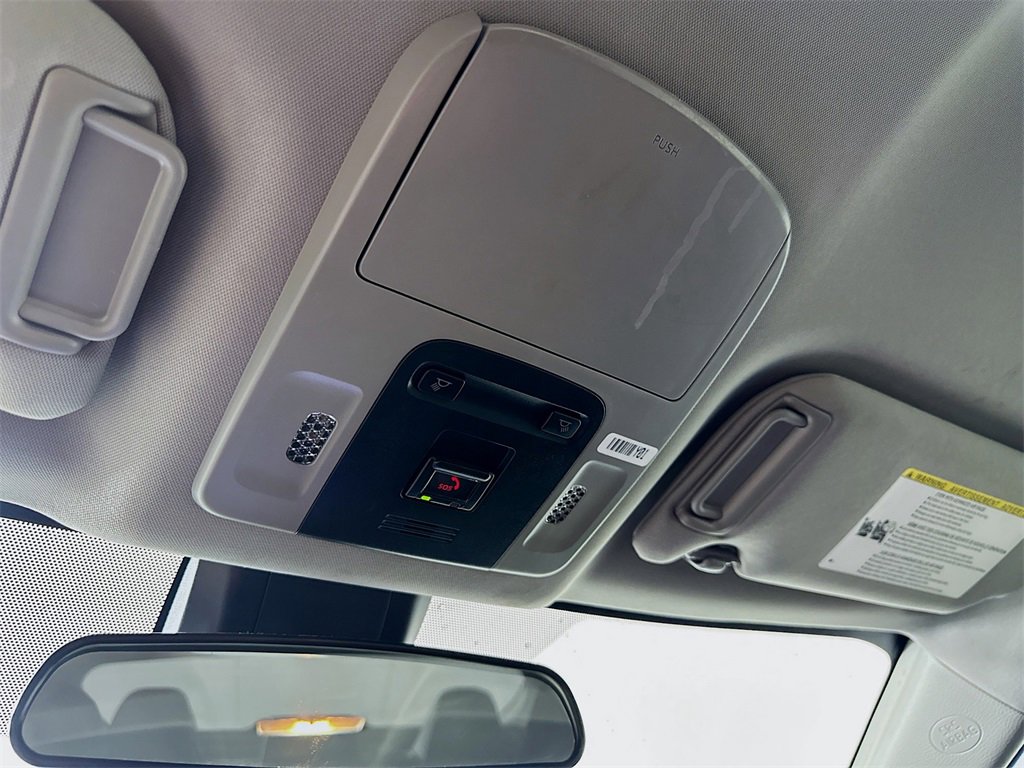 Used 2024 Toyota Camry SE image 31