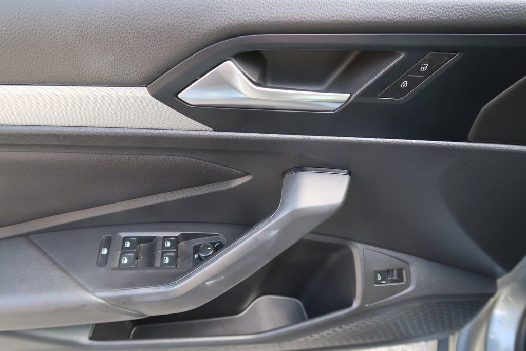 Used 2019 Volkswagen Jetta S image 14