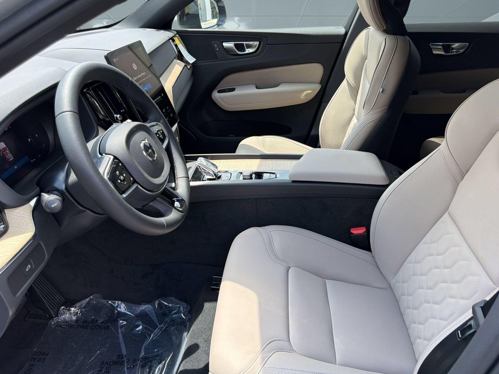 New 2026 Volvo XC60 B5 Plus w/ Climate Package AWD/4WD image 5