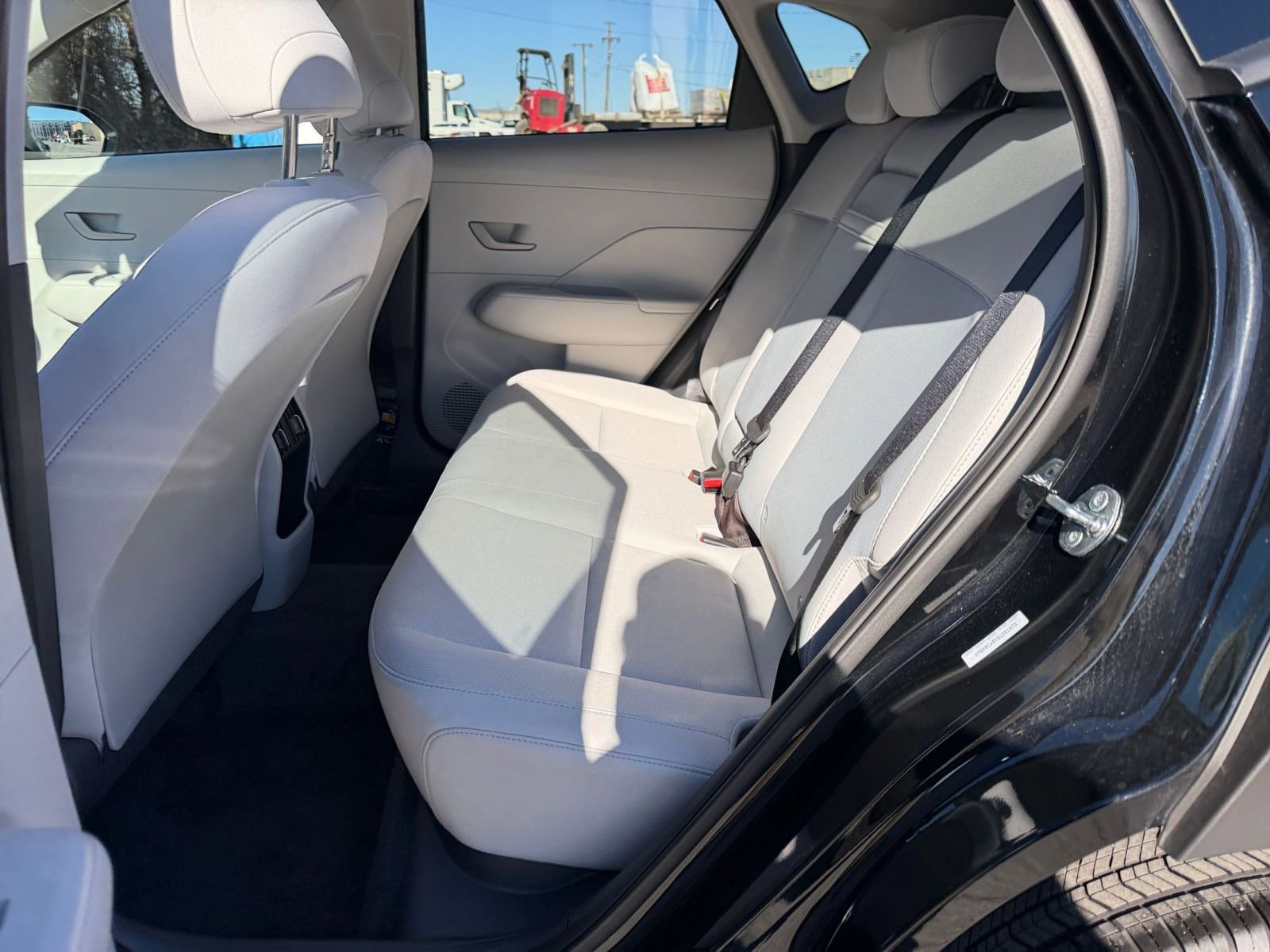 Used 2025 Hyundai Kona SEL image 25