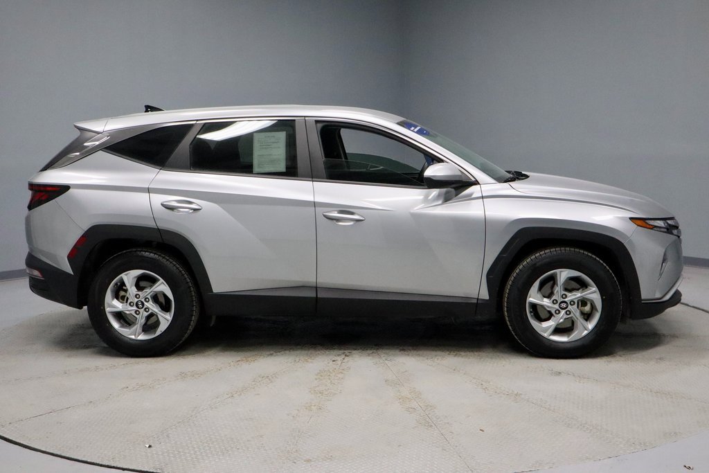Certified 2024 Hyundai Tucson SE image 11
