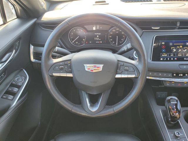 Certified 2023 Cadillac XT4 Premium Luxury w/ Cold Weather Package image 18