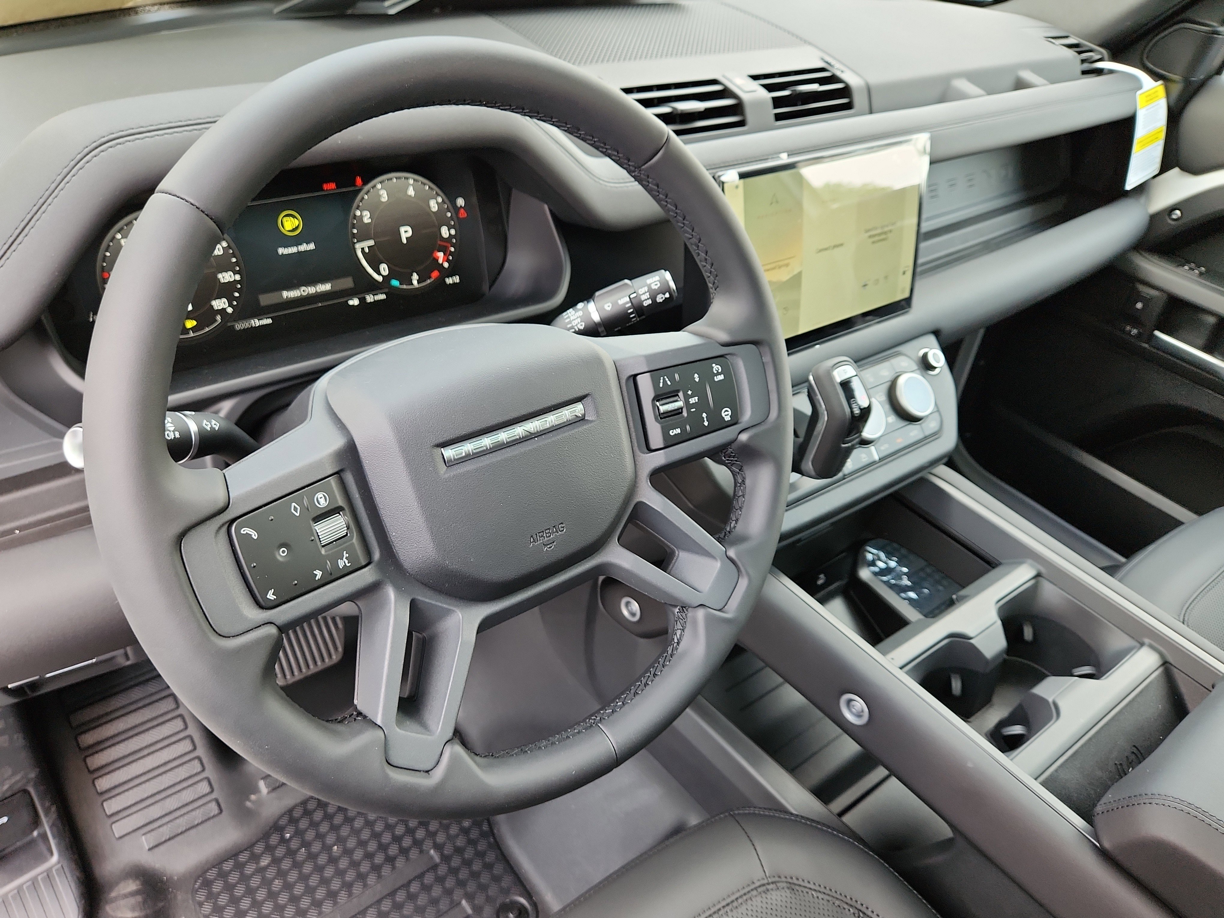 New 2025 Land Rover Defender 110 X-Dynamic SE image 12