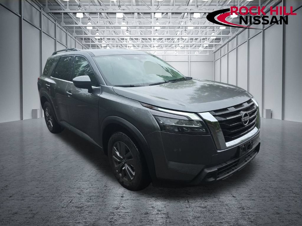 Certified 2025 Nissan Pathfinder SV AWD/4WD image 1