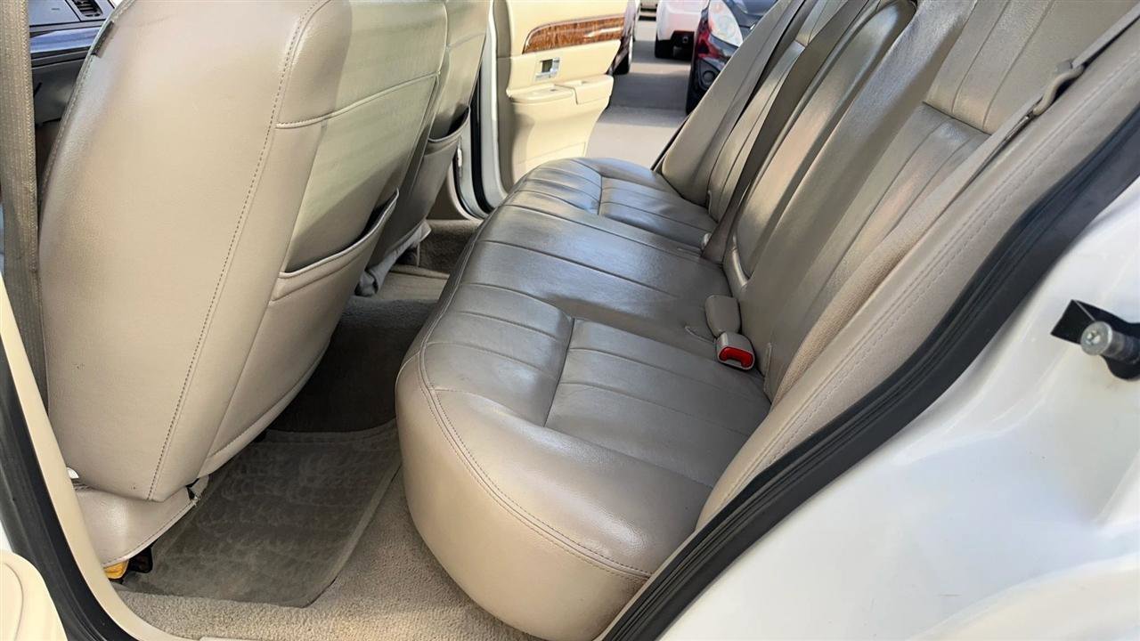 Used 2011 Mercury Grand Marquis LS image 25