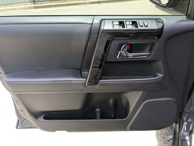 Used 2024 Toyota 4Runner TRD Off-Road Premium w/ Moonroof Package AWD/4WD image 33