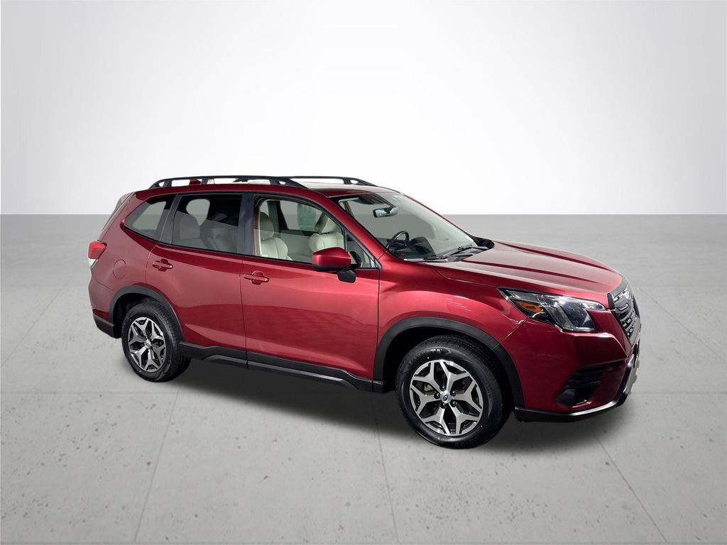 Used 2023 Subaru Forester Premium AWD/4WD image 4