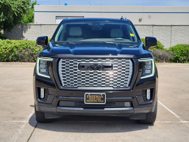 Used 2021 GMC Yukon Denali w/ Denali Premium Package image 2