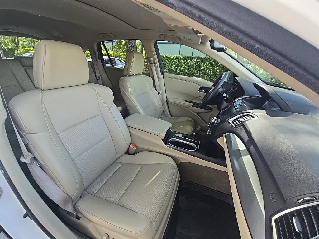 Used 2017 Acura RDX w/ Technology Package FWD image 36