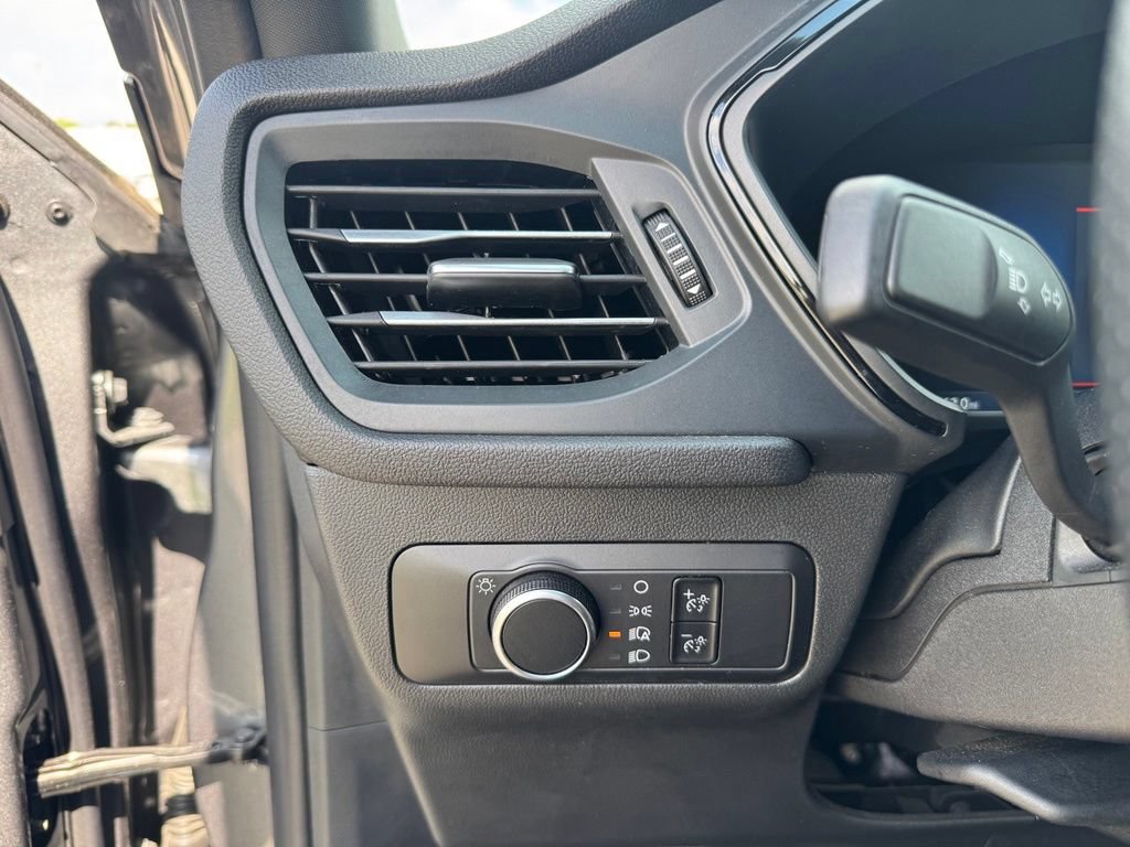 Used 2025 Ford Escape ST-Line FWD image 24