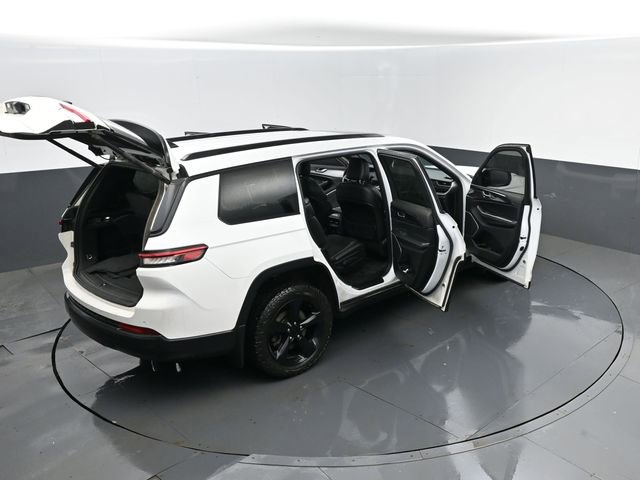 Used 2022 Jeep Grand Cherokee L Altitude image 30