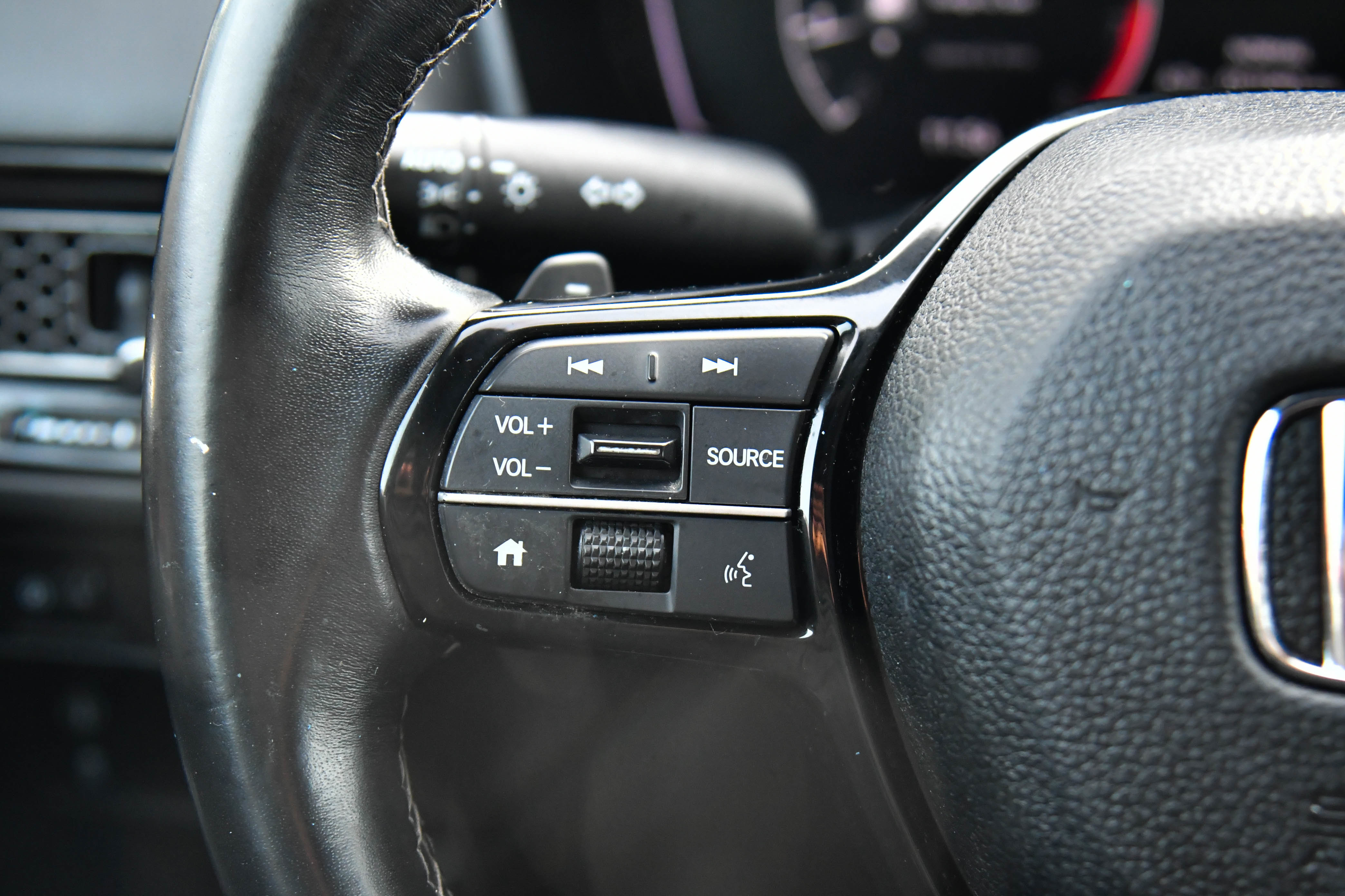 Used 2023 Honda Civic Sport image 29