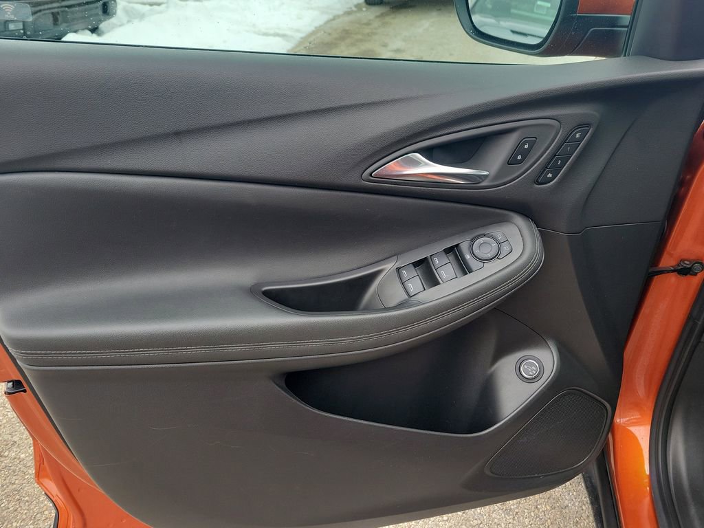 Used 2023 Buick Encore GX Essence w/ Experience Buick Package image 19