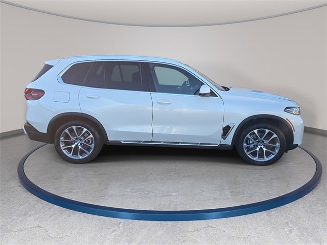 Used 2025 BMW X5 xDrive40i image 5